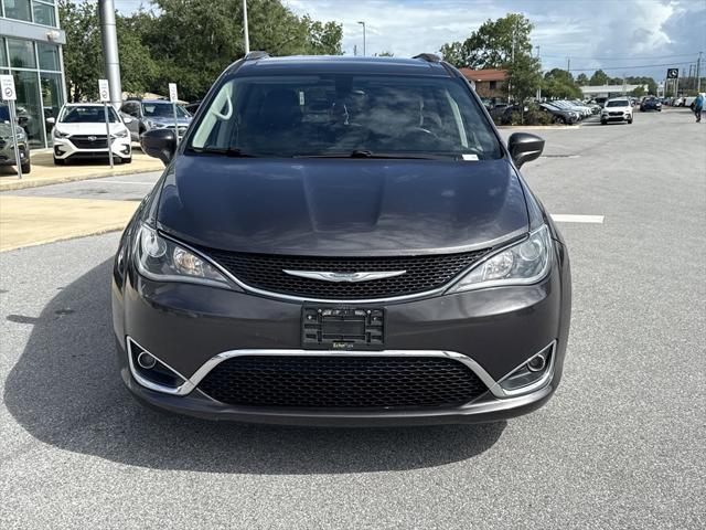 used 2018 Chrysler Pacifica car, priced at $12,999