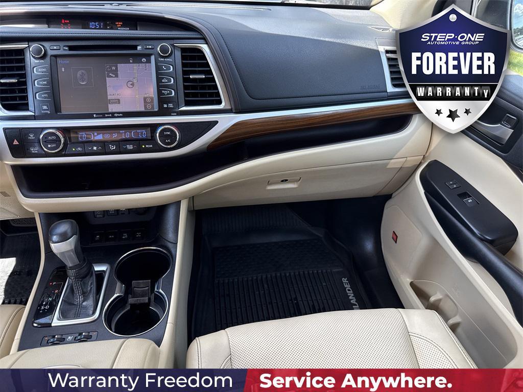 used 2019 Toyota Highlander car, priced at $23,789