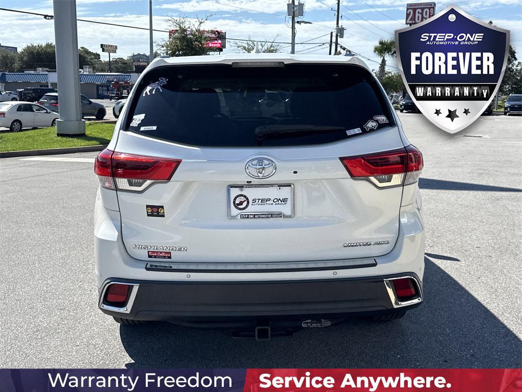 used 2019 Toyota Highlander car, priced at $23,789