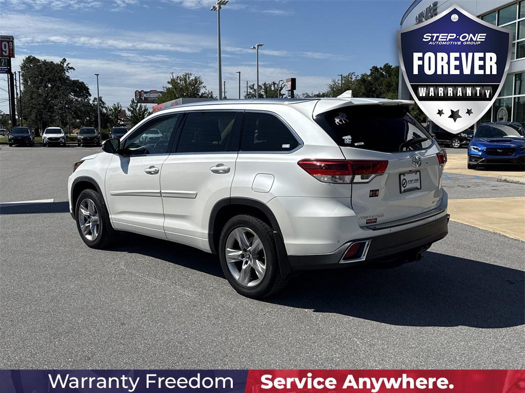 used 2019 Toyota Highlander car, priced at $23,789
