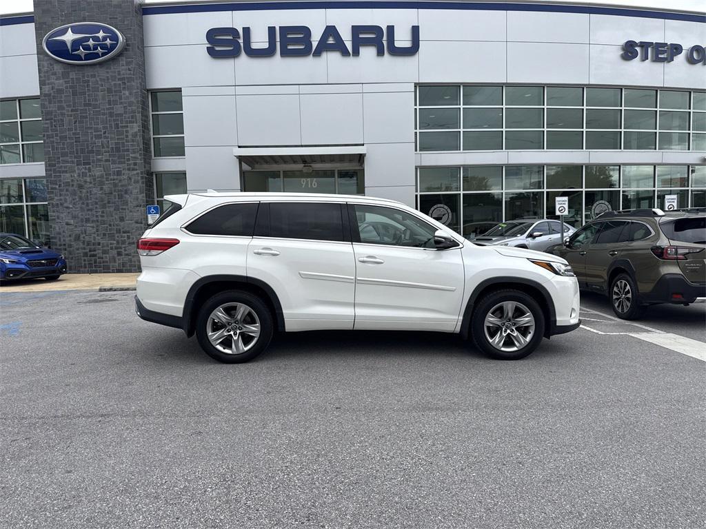 used 2017 Toyota Highlander car, priced at $25,300