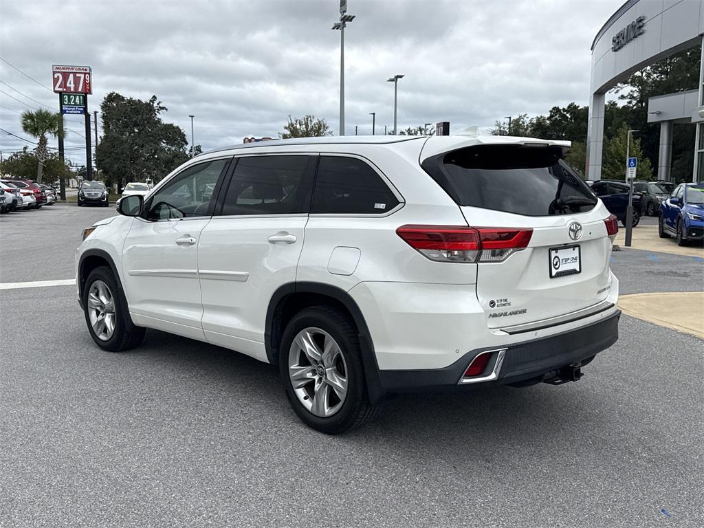 used 2017 Toyota Highlander car, priced at $25,300