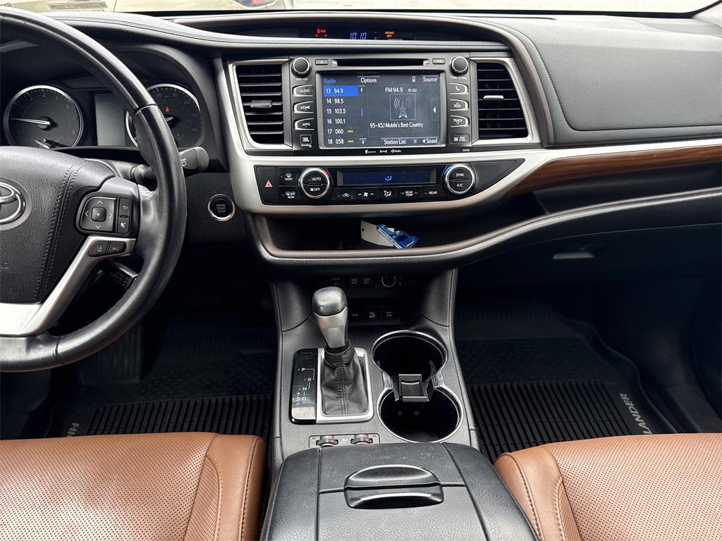 used 2017 Toyota Highlander car, priced at $25,300