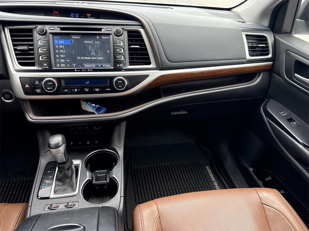 used 2017 Toyota Highlander car, priced at $25,300