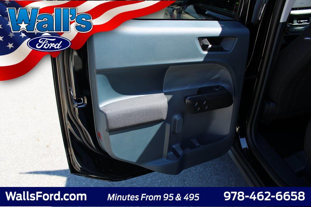 new 2025 Ford Maverick car, priced at $30,635