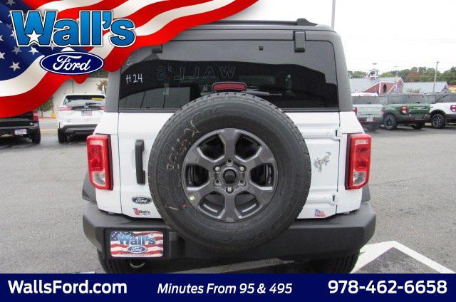 new 2024 Ford Bronco car, priced at $40,957