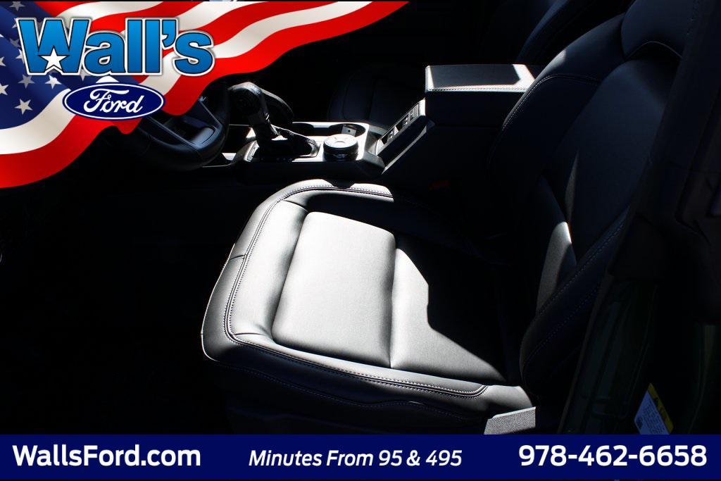 new 2025 Ford Bronco car, priced at $59,627