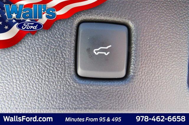 new 2025 Ford Escape car, priced at $33,299