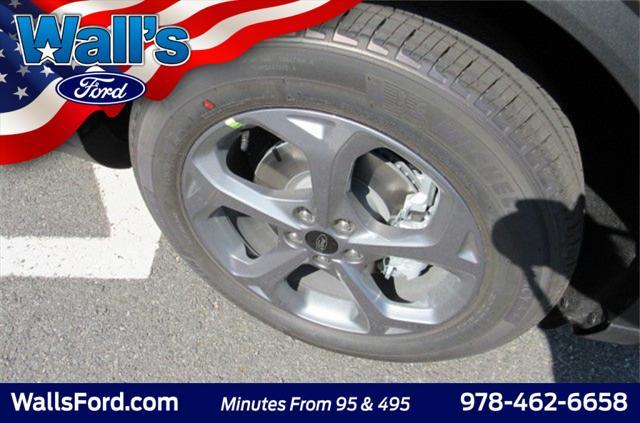 new 2025 Ford Escape car, priced at $33,299
