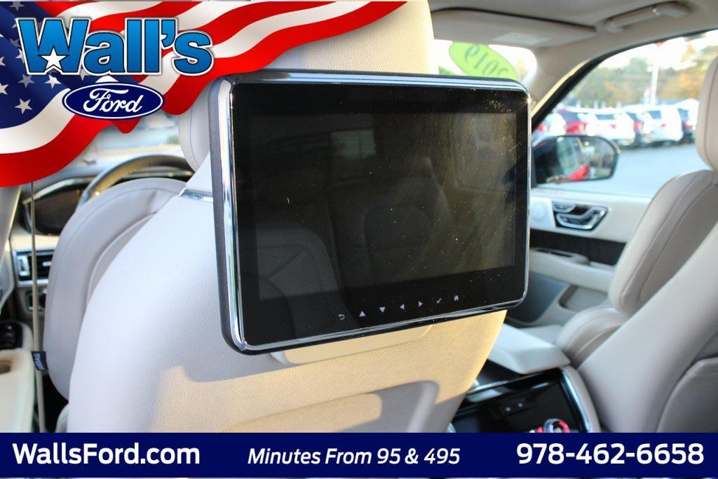 used 2019 Lincoln Navigator car, priced at $33,456
