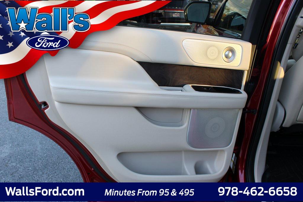 used 2019 Lincoln Navigator car, priced at $33,456