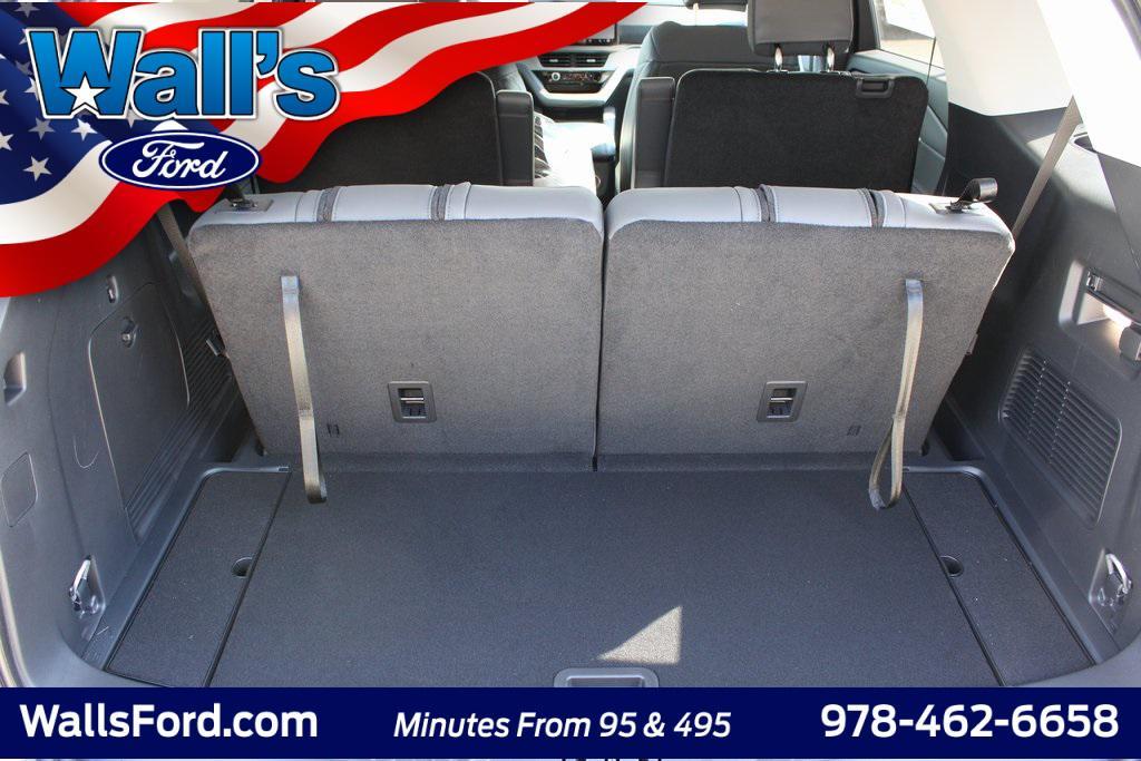 new 2025 Ford Explorer car, priced at $47,651