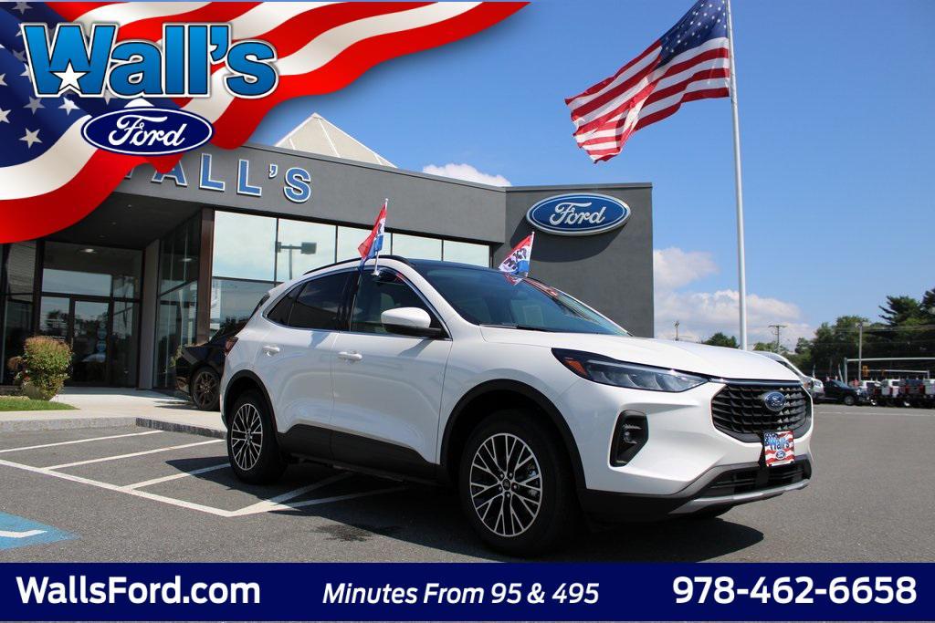 new 2025 Ford Escape PHEV car, priced at $39,952