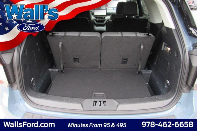 new 2025 Ford Explorer car, priced at $45,147