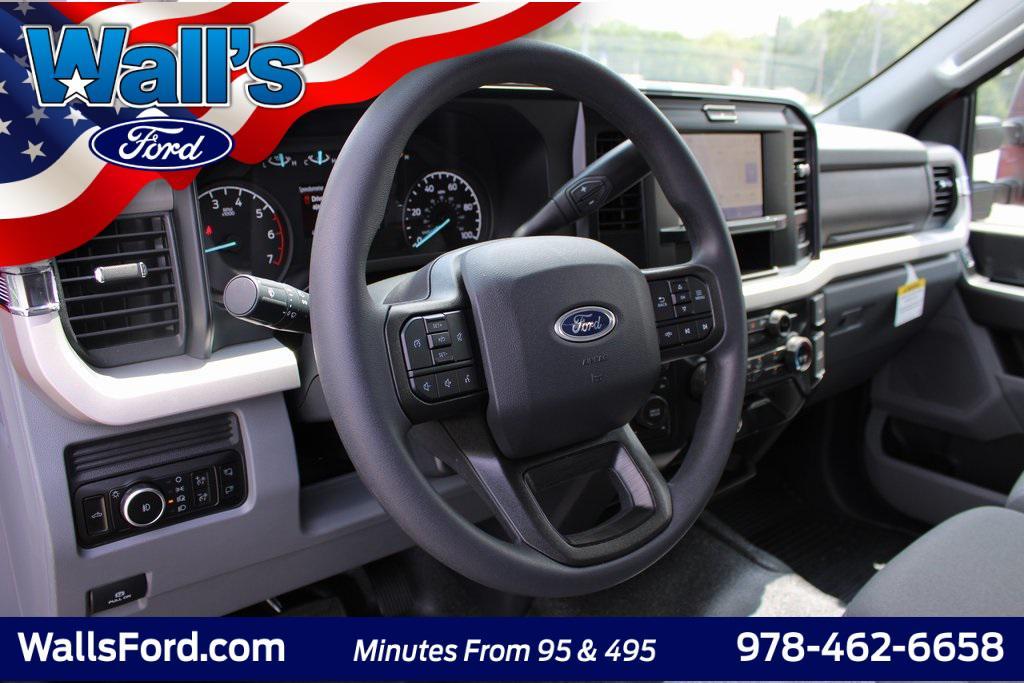 new 2025 Ford F-350 car, priced at $55,947