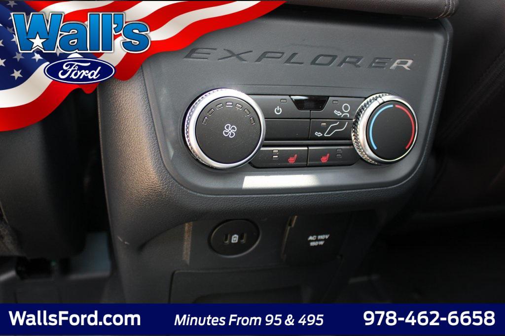 new 2025 Ford Explorer car, priced at $59,923