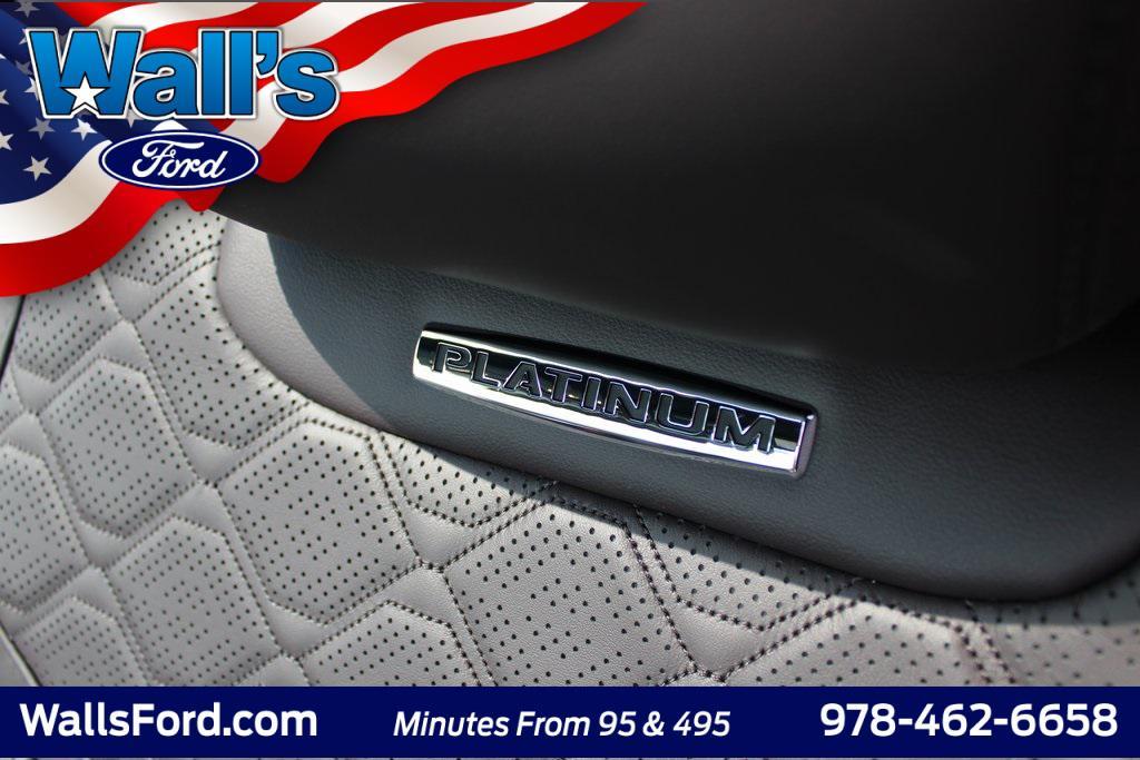 new 2025 Ford Explorer car, priced at $59,923