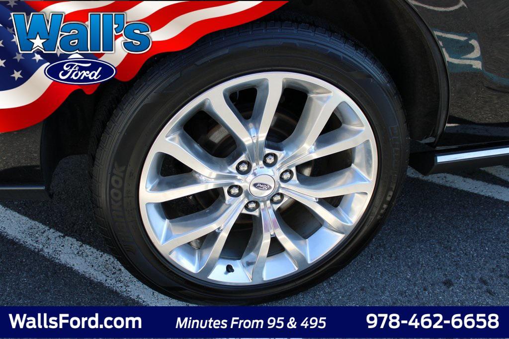 used 2019 Ford Expedition car, priced at $29,167