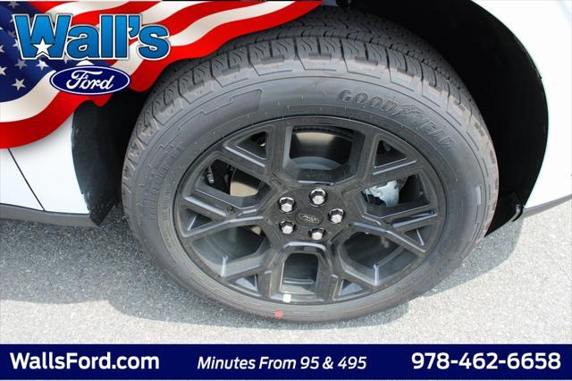 new 2025 Ford Maverick car, priced at $35,481