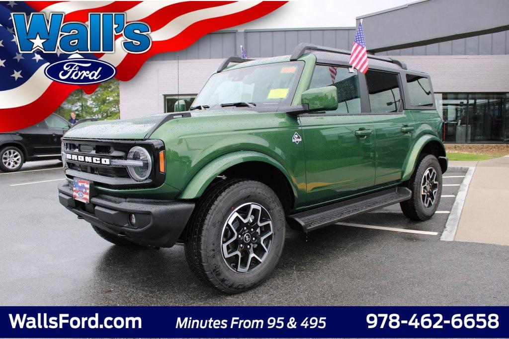 new 2025 Ford Bronco car, priced at $53,314
