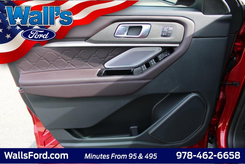 new 2025 Ford Explorer car, priced at $59,214