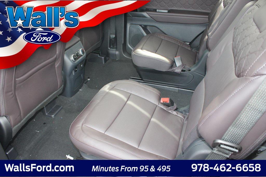new 2025 Ford Explorer car, priced at $59,214