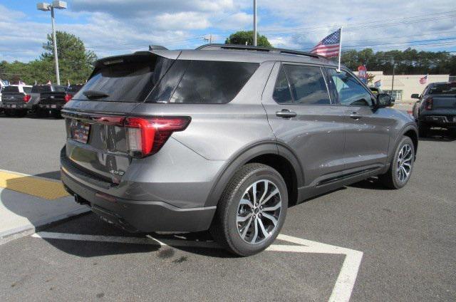 new 2025 Ford Explorer car, priced at $45,921