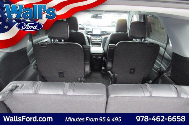 new 2024 Ford Explorer car, priced at $45,689