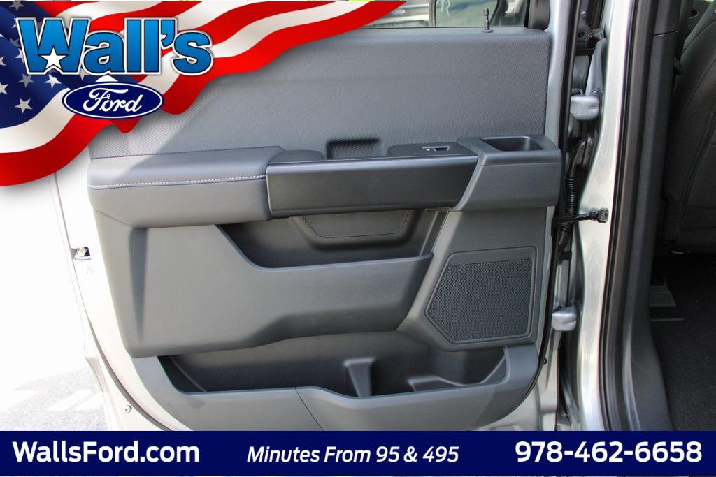 new 2025 Ford F-150 car, priced at $51,698