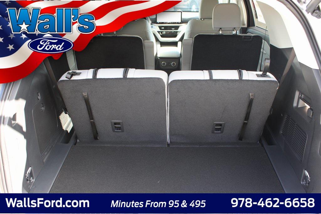 new 2026 Ford Explorer car, priced at $47,662