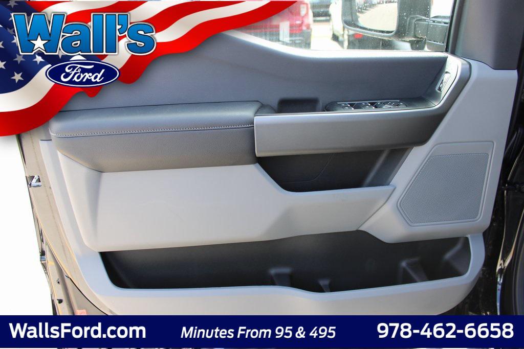 new 2025 Ford F-350 car, priced at $57,465