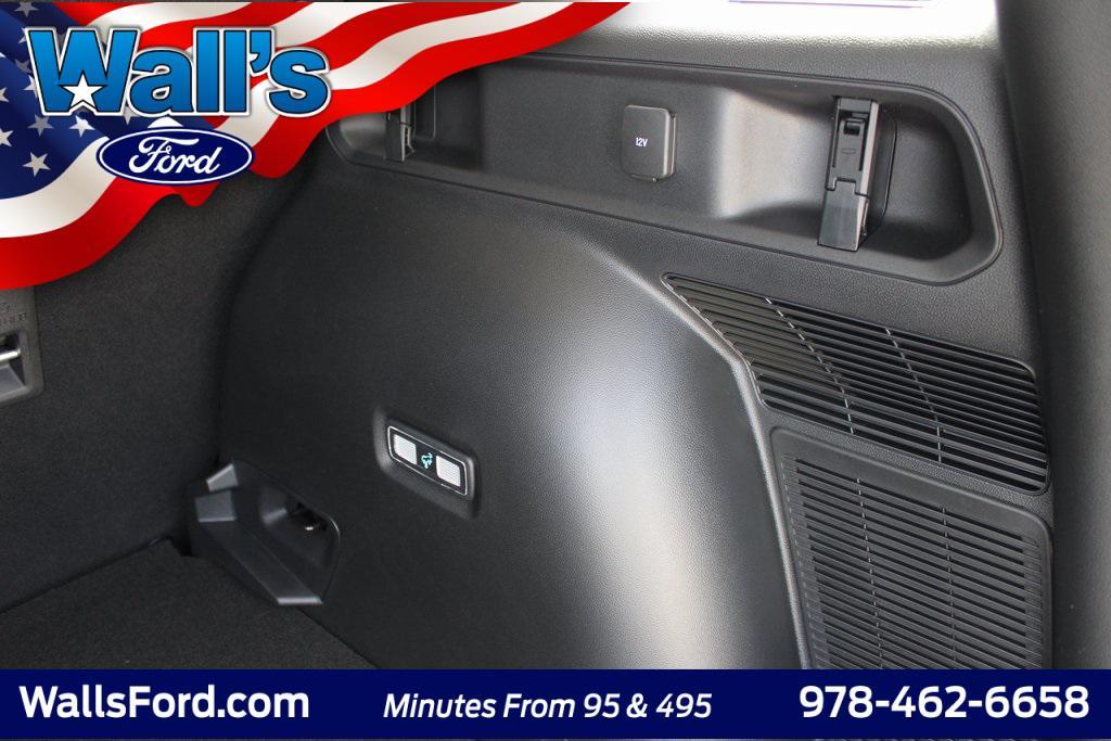 new 2025 Ford Bronco Sport car, priced at $37,998