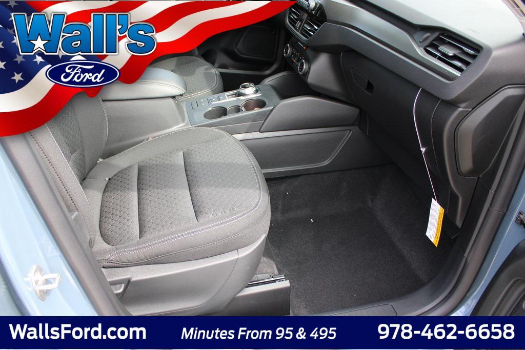 new 2025 Ford Escape car, priced at $32,323