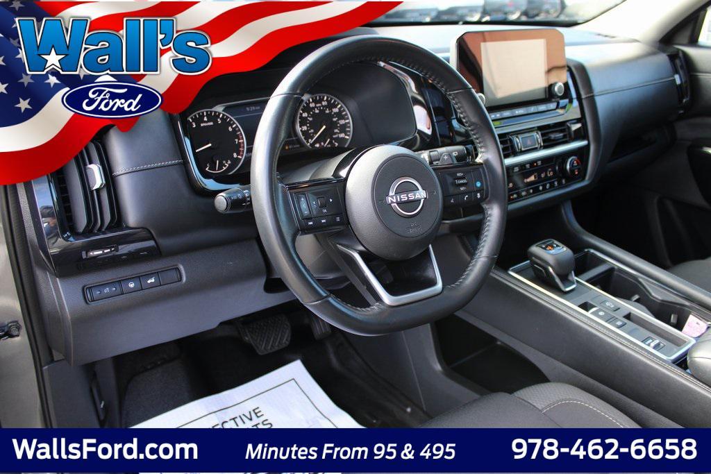 used 2022 Nissan Pathfinder car, priced at $26,092