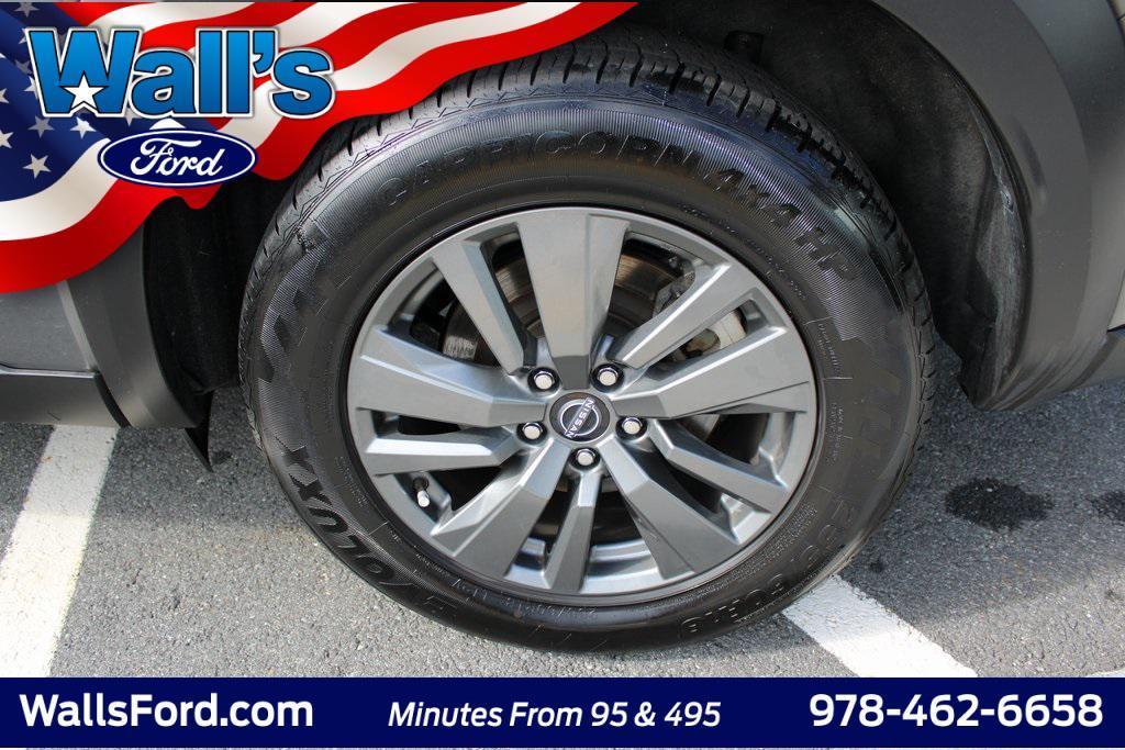 used 2022 Nissan Pathfinder car, priced at $26,092