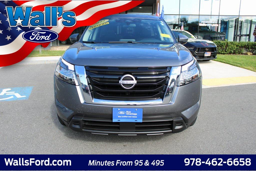 used 2022 Nissan Pathfinder car, priced at $26,092