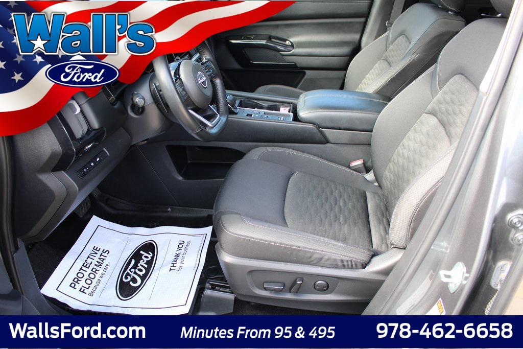 used 2022 Nissan Pathfinder car, priced at $26,092