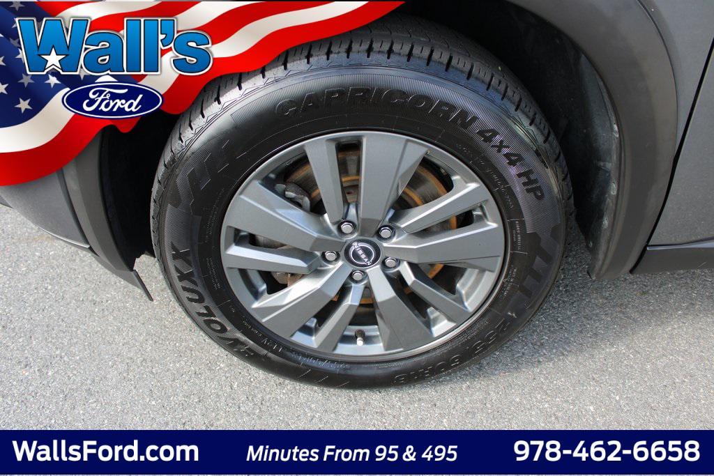 used 2022 Nissan Pathfinder car, priced at $26,092