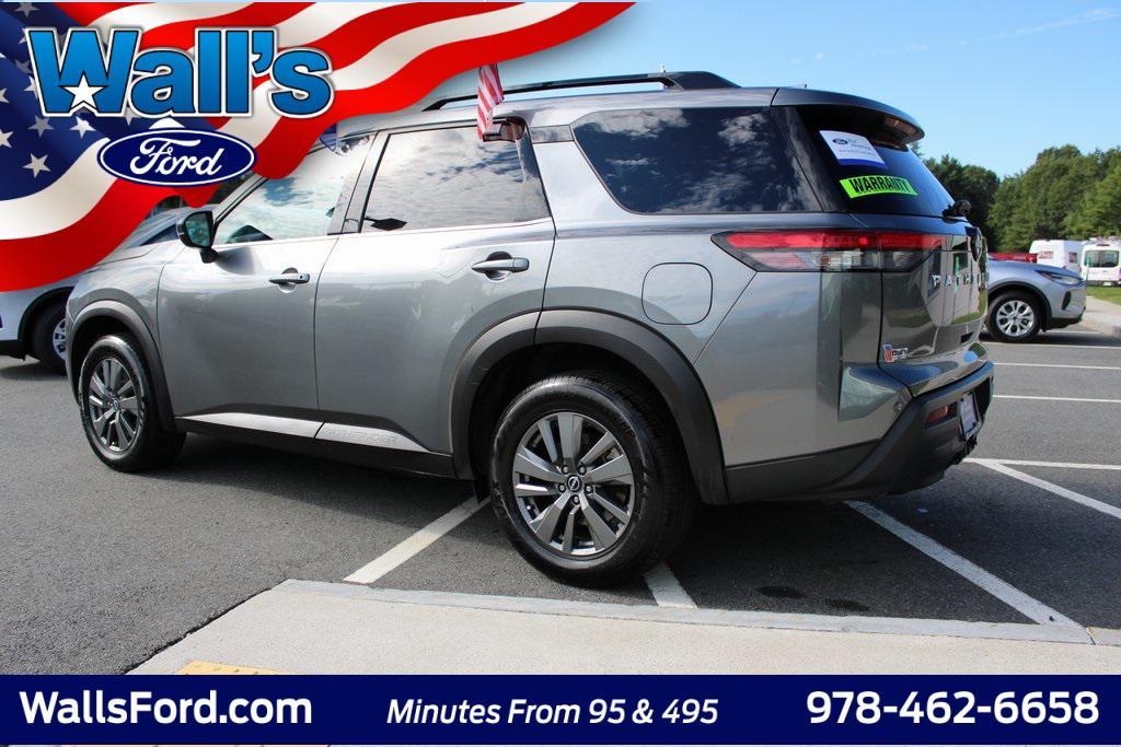 used 2022 Nissan Pathfinder car, priced at $26,092