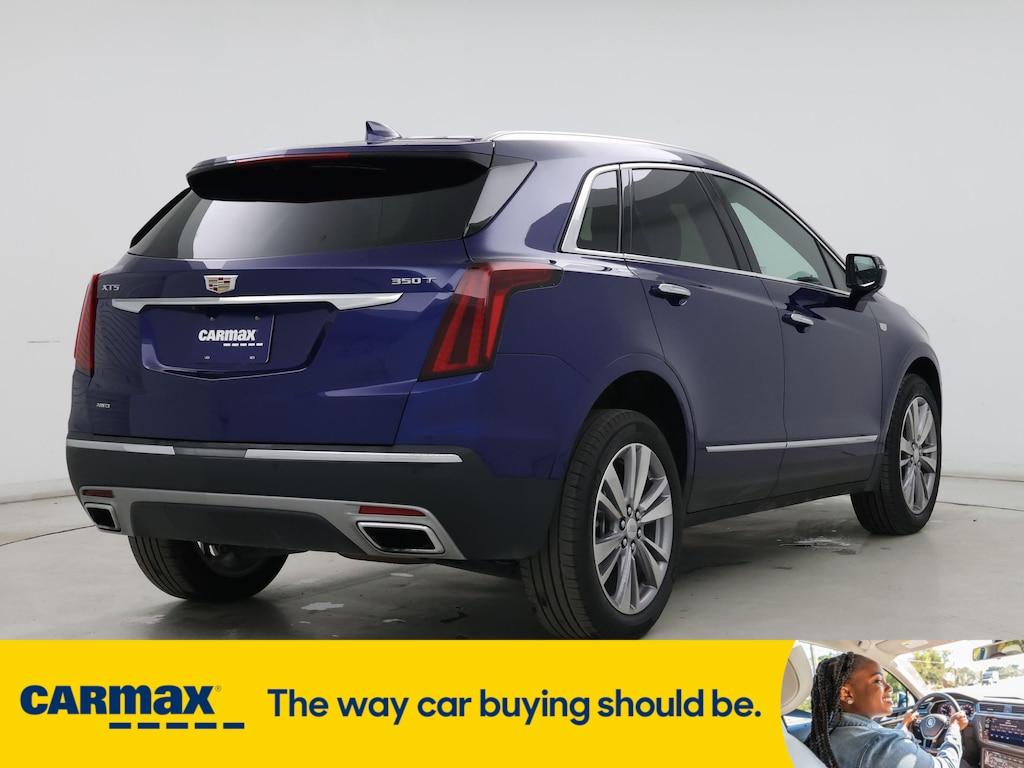 used 2024 Cadillac XT5 car, priced at $41,998