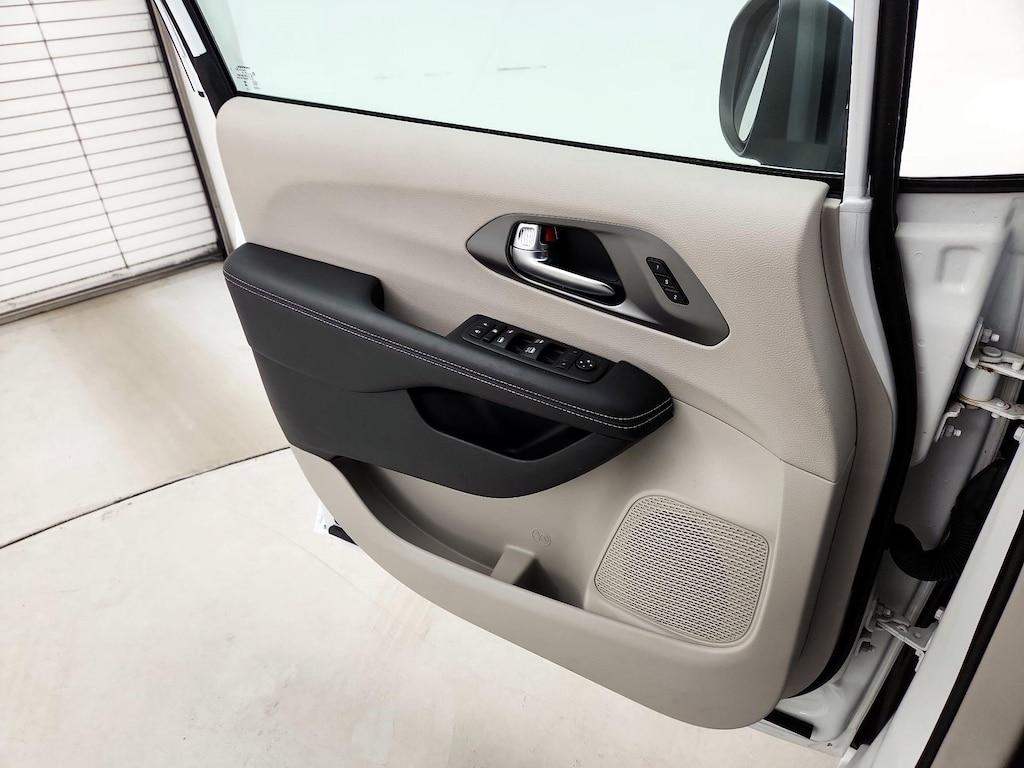 used 2023 Chrysler Pacifica car, priced at $26,998