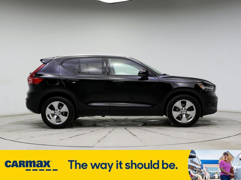 used 2022 Volvo XC40 car, priced at $24,998