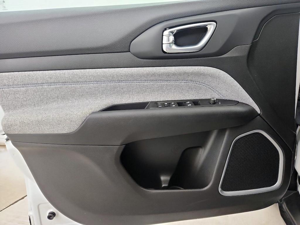 used 2022 Jeep Compass car, priced at $23,998