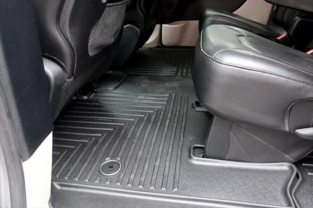 used 2020 Chrysler Pacifica car, priced at $14,900