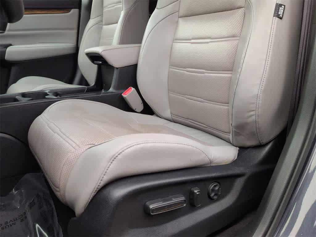 used 2017 Honda CR-V car, priced at $16,998
