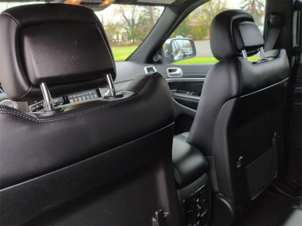 used 2021 Jeep Grand Cherokee car, priced at $17,989