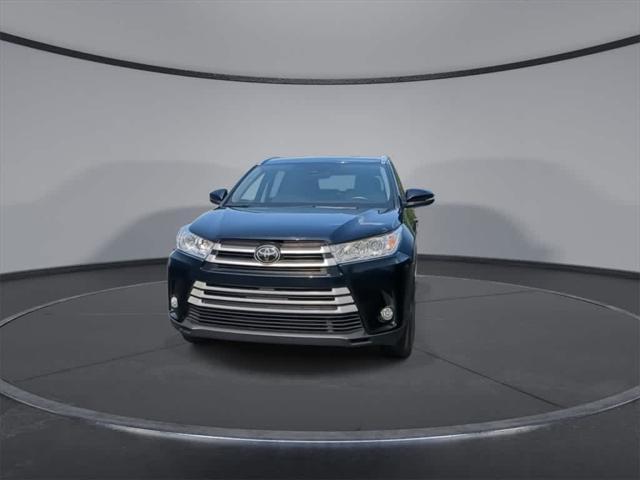 used 2017 Toyota Highlander car, priced at $24,500