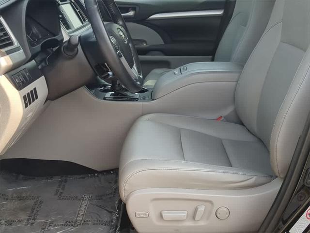used 2017 Toyota Highlander car, priced at $24,500