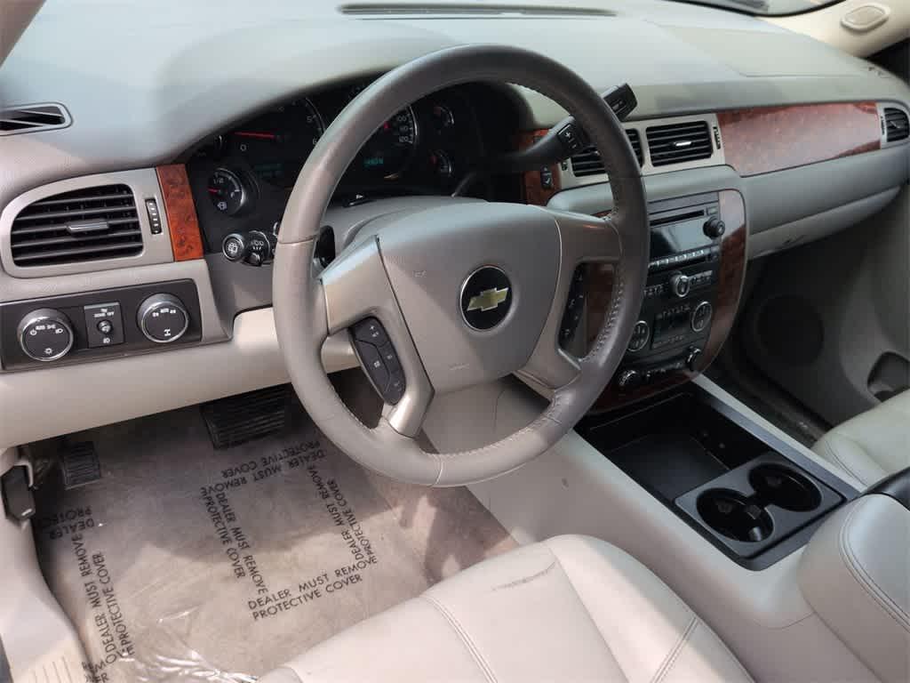 used 2013 Chevrolet Tahoe car, priced at $14,000