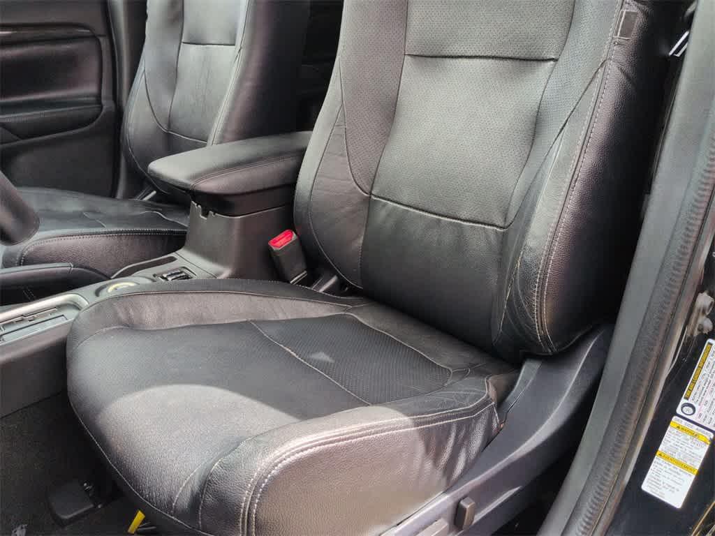 used 2016 Mitsubishi Outlander car, priced at $10,985
